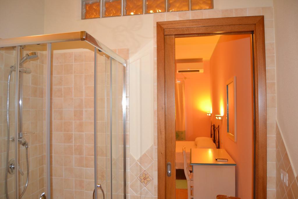 B&B La Pavoncella San Teodoro  Habitación foto